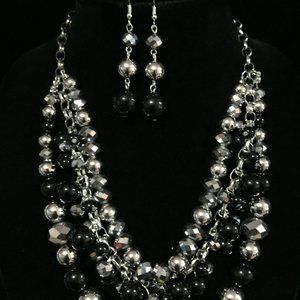 [FGNH] Fame NEW Zi Collection Necklace and Earrings Set